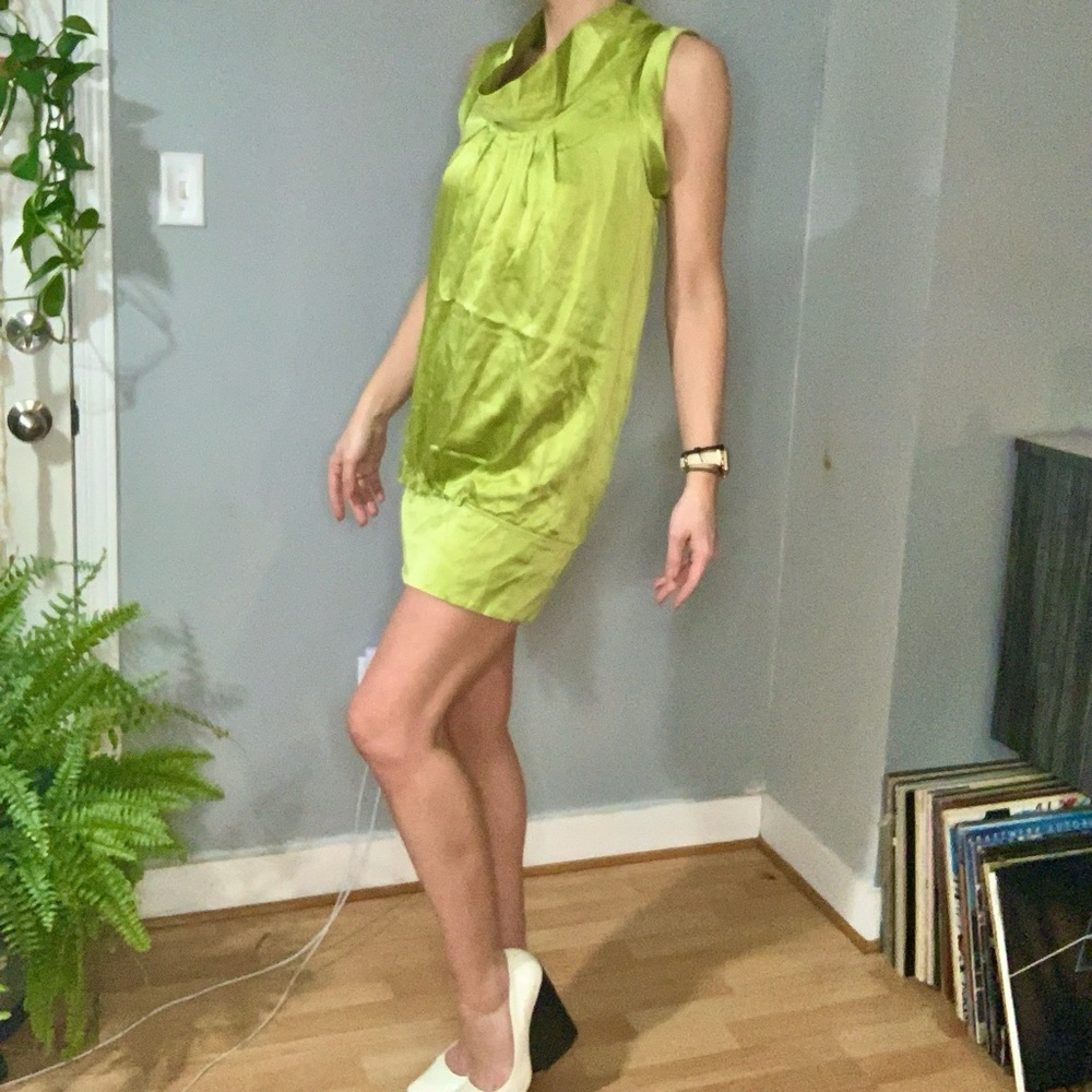 Ted Baker 100% silk Chartreuse Sleeveless Mini Dress